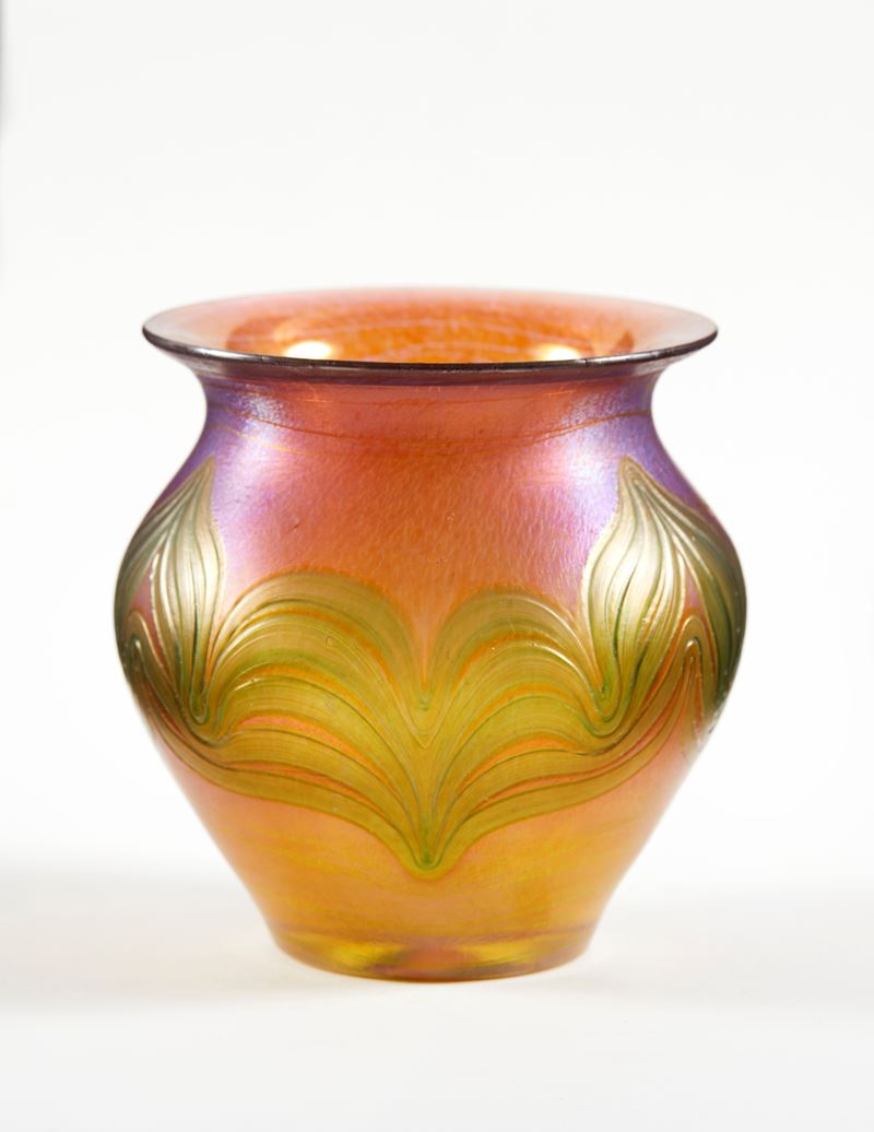 Loetz : Vasetto  - Asta Dimore Eclettiche: I Sessione - Vetri e Argenti - Fidelis Auctions