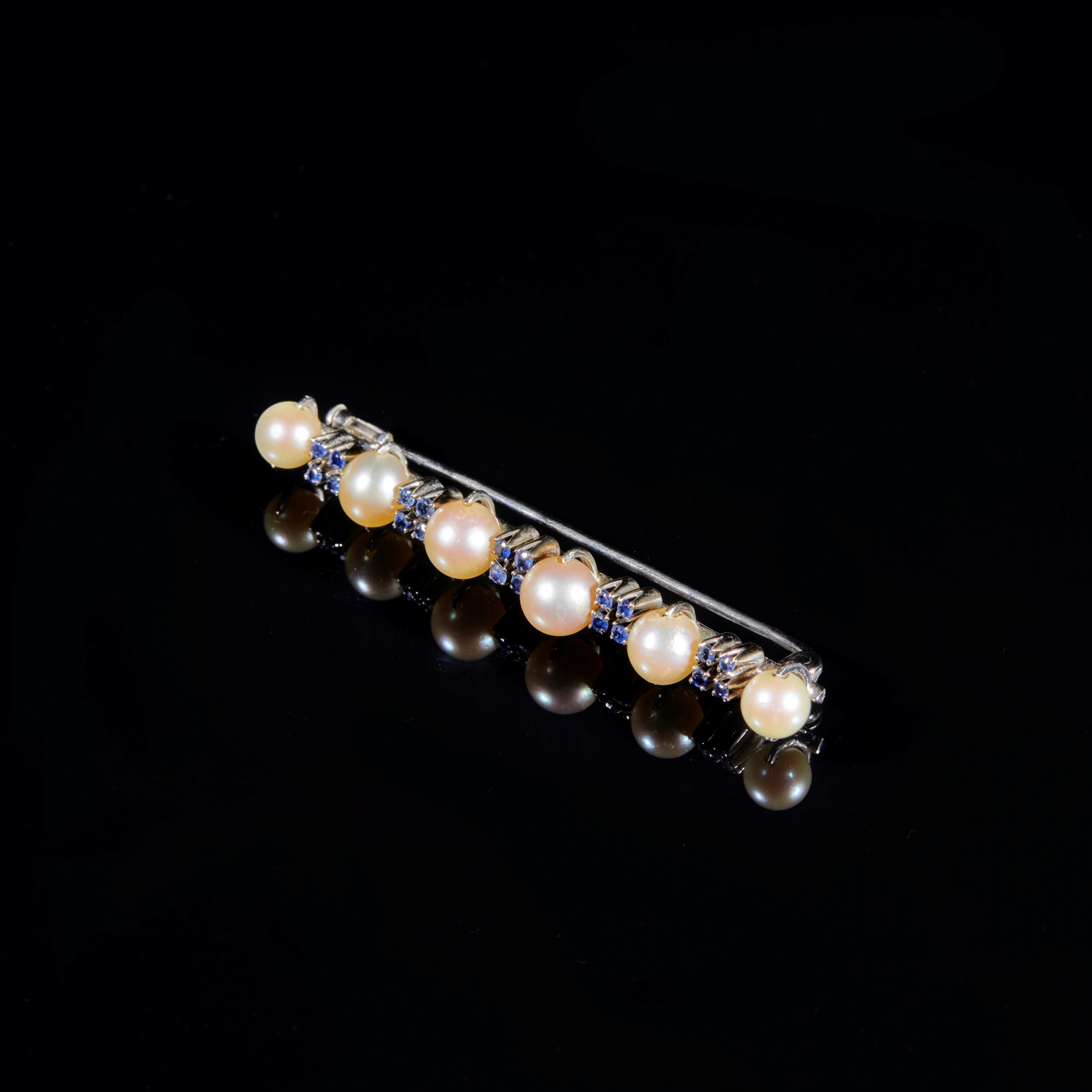 Spilla in oro bianco