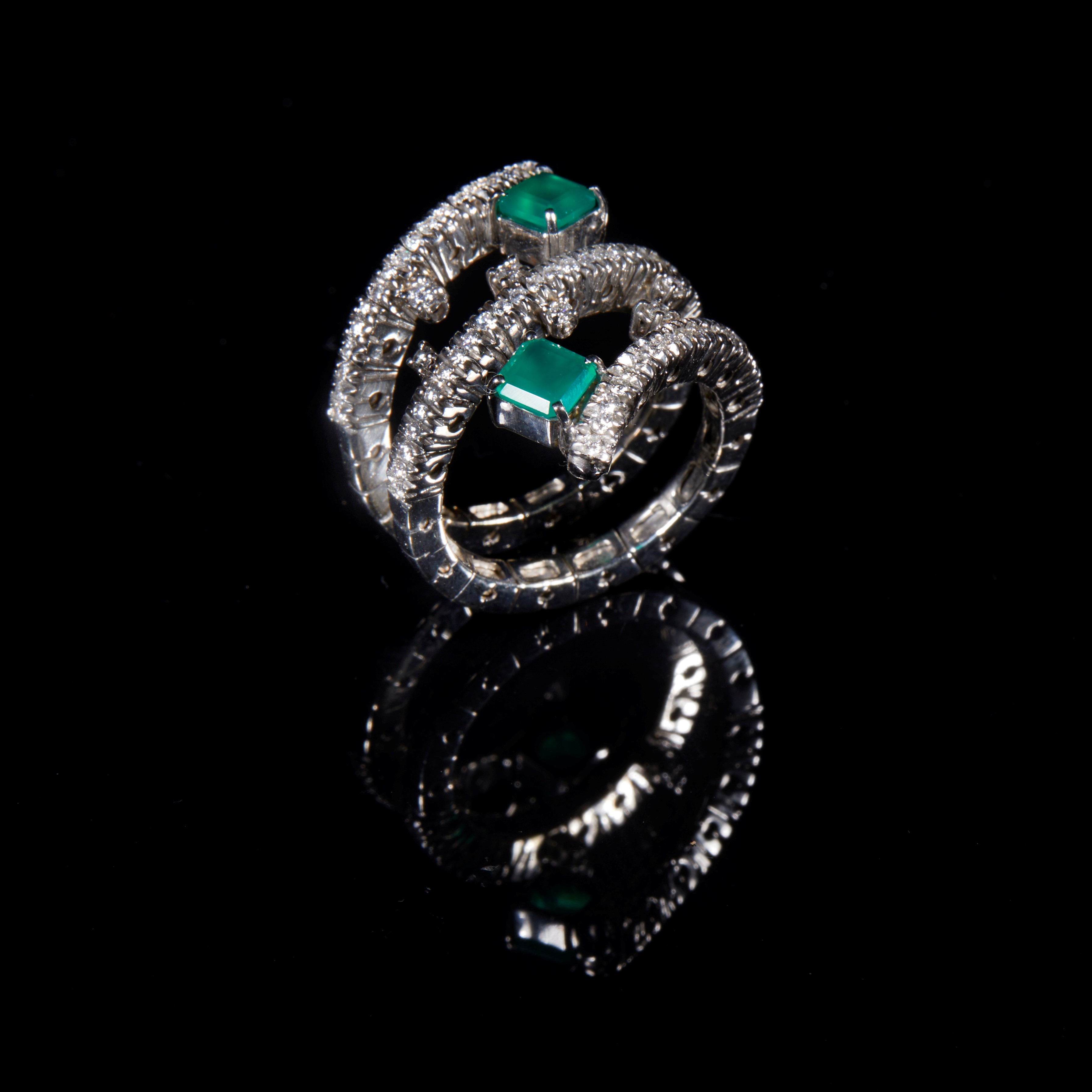 Anello in oro bianco