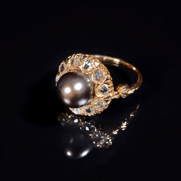 Anello con perla nera