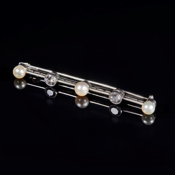 Spilla in oro bianco