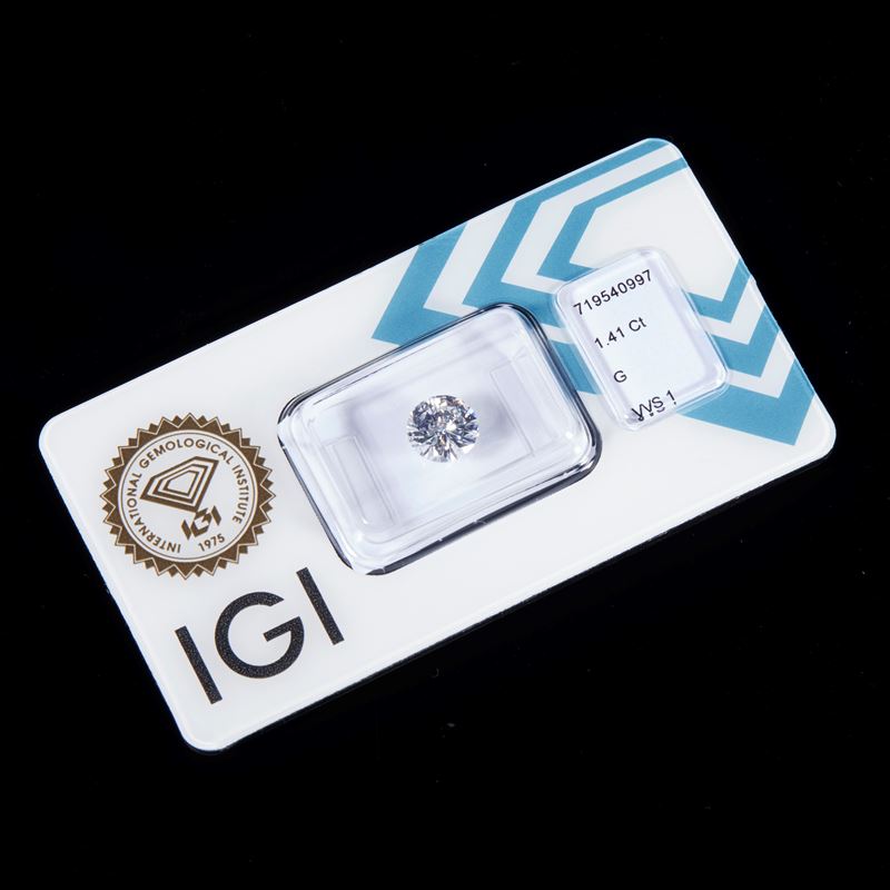 Diamante in blister  - Asta GIOIELLI E PREZIOSI - Fidelis Auctions