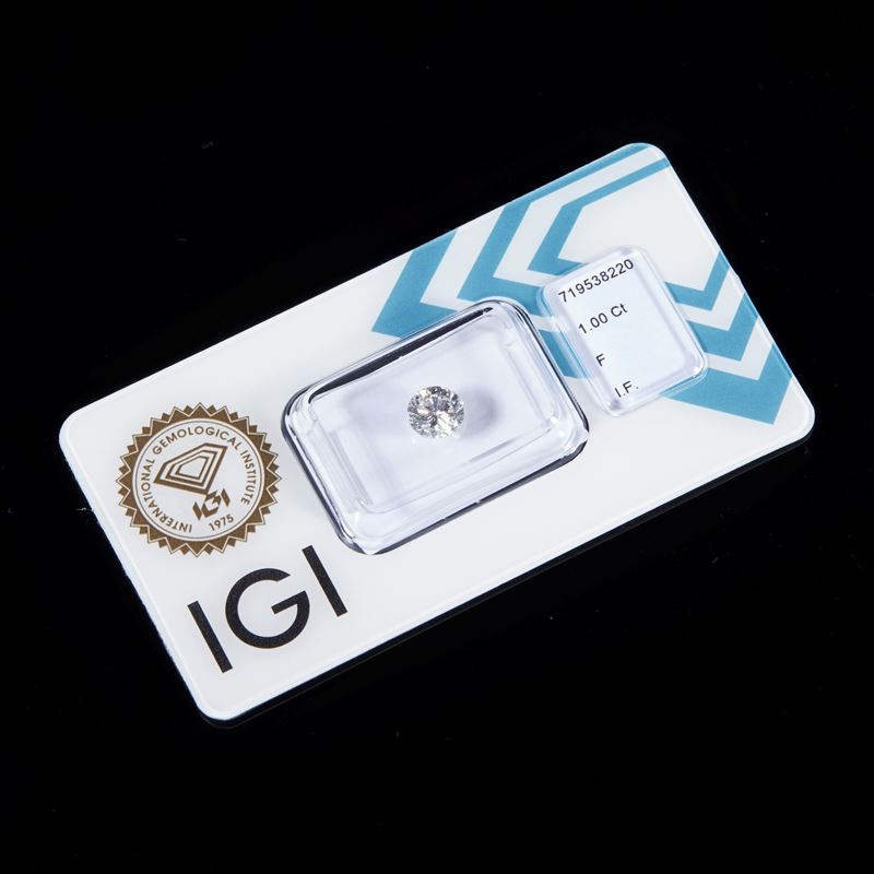 Diamante in blister  - Asta GIOIELLI E PREZIOSI - Fidelis Auctions