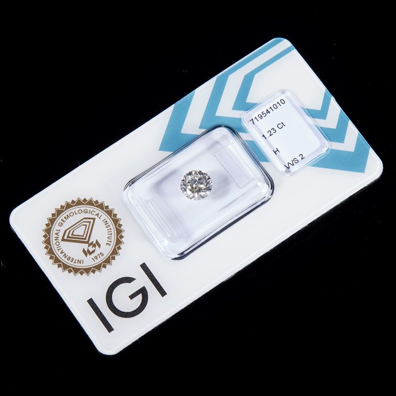 Diamante in blister  - Asta GIOIELLI E PREZIOSI - Fidelis Auctions