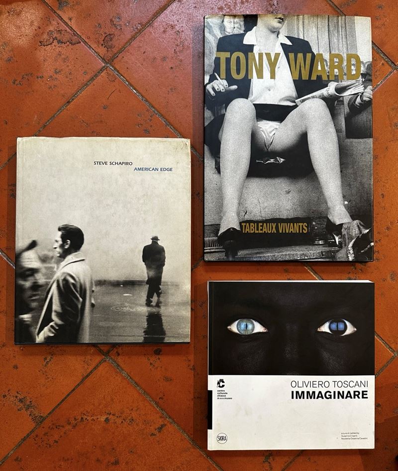 Lotto composto da 3 libri  - Asta Libri e Cataloghi d'Arte - Fidelis Auctions