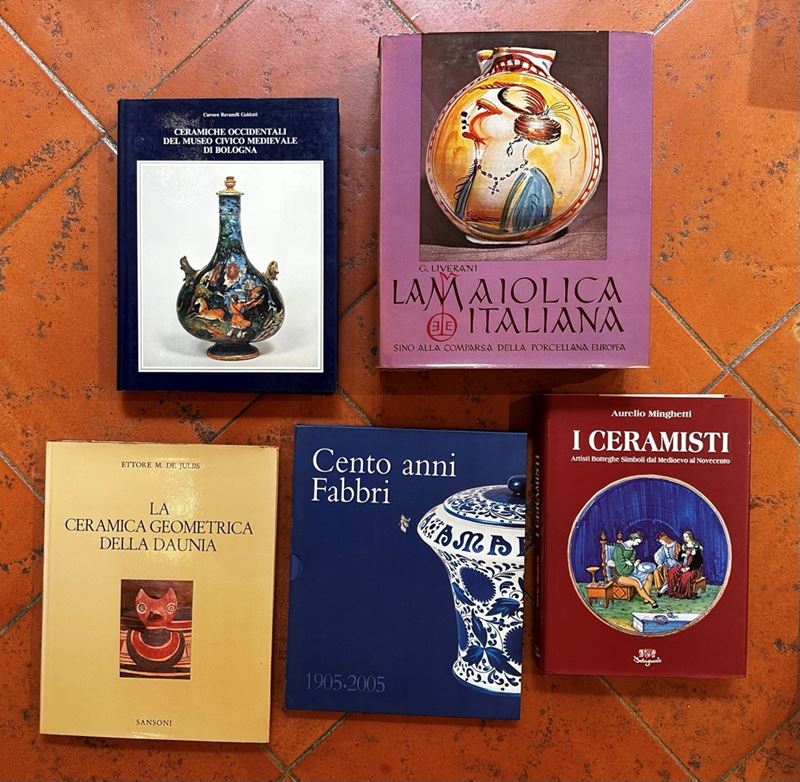 Lotto composto da 5 libri  - Asta Libri e Cataloghi d'Arte - Fidelis Auctions