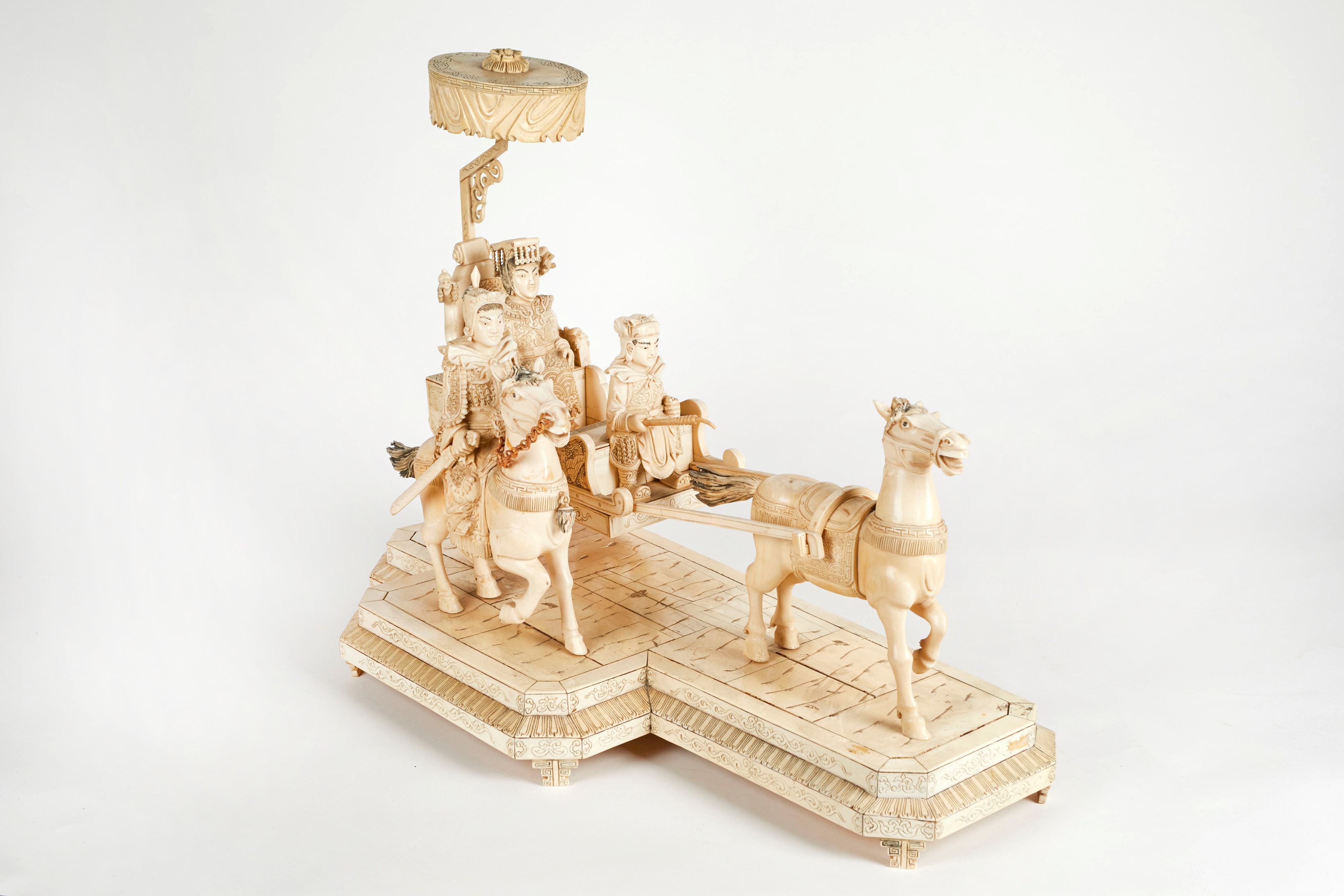 Corteo imperiale cinese in avorio