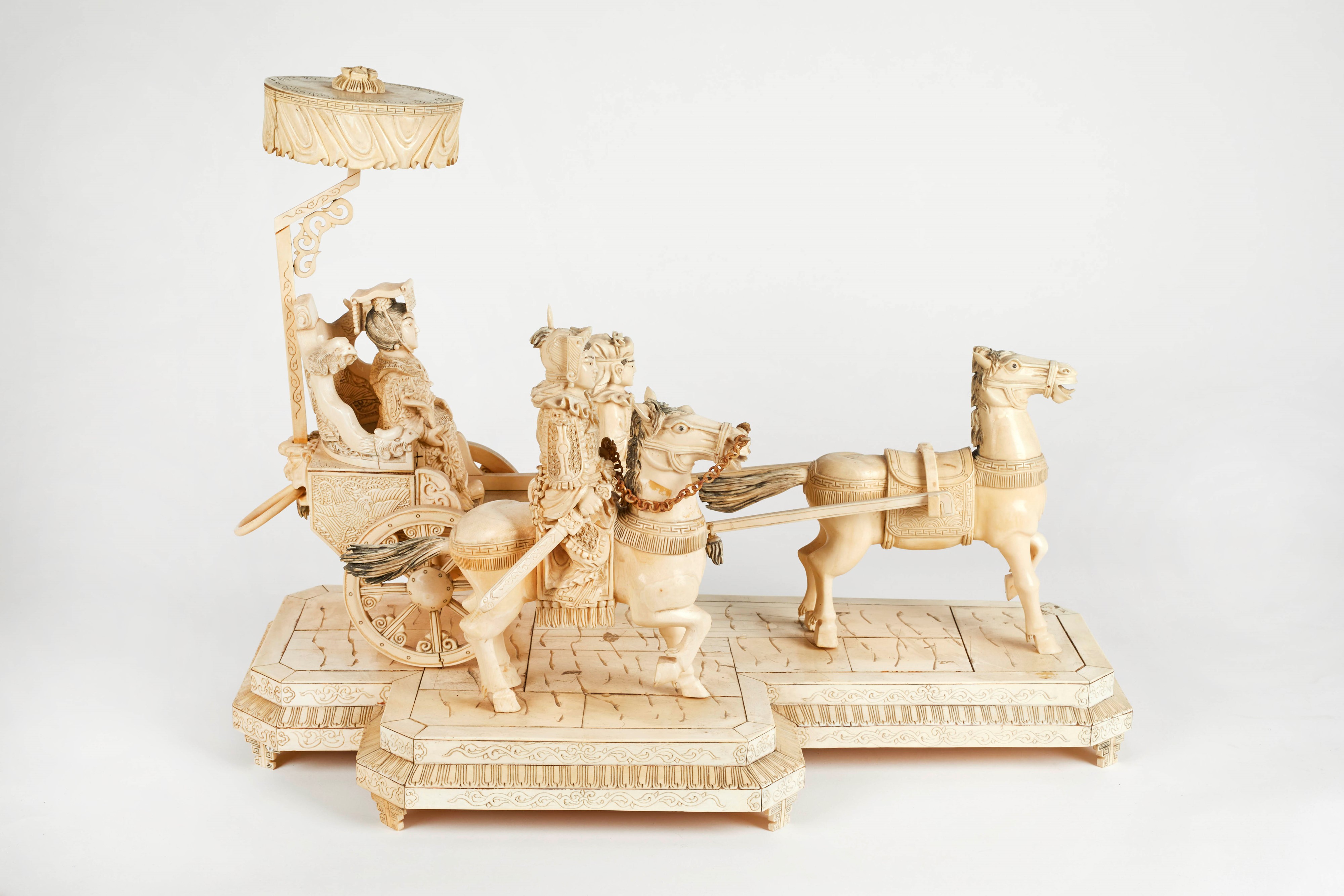 Corteo imperiale cinese in avorio