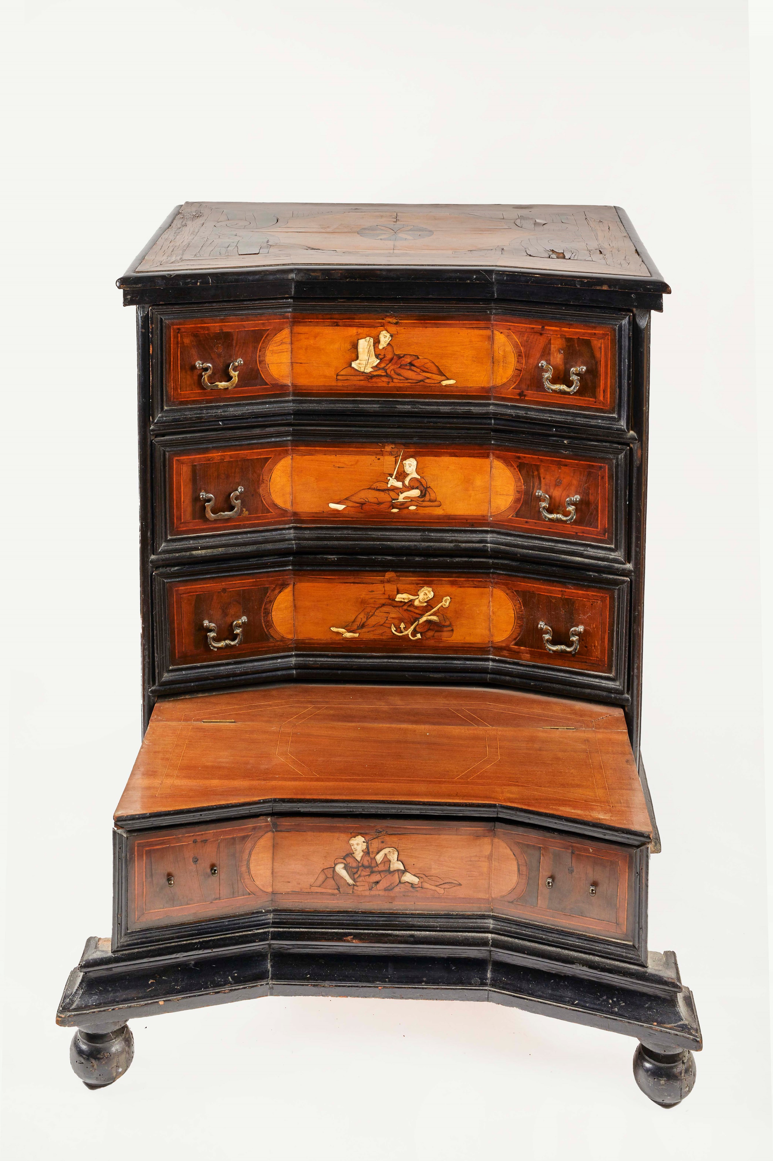 Coppia di mobiletti lombardi