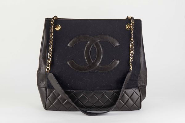 Chanel - Tote Bag