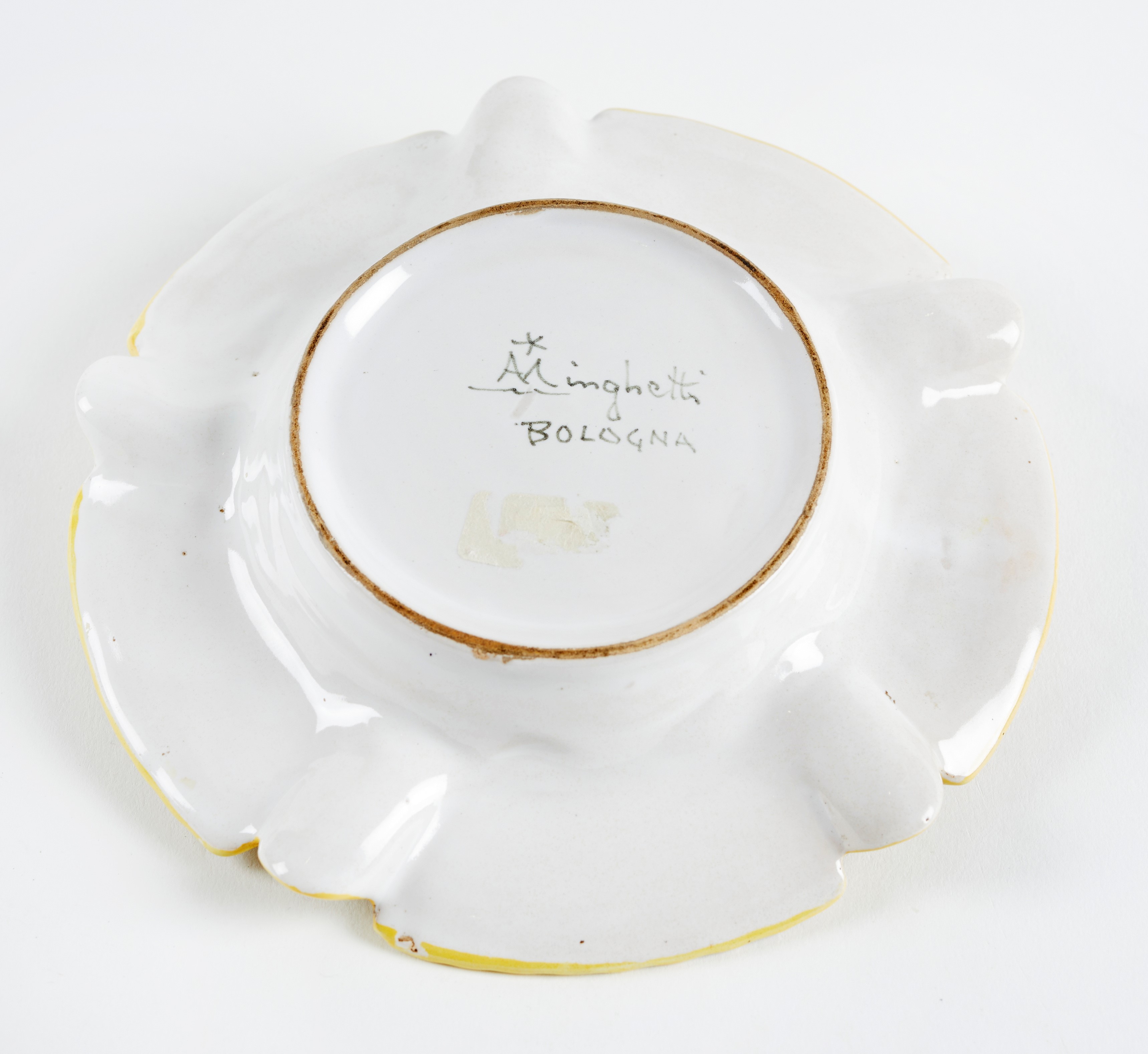 Angelo Minghetti - Posacenere in ceramica policroma