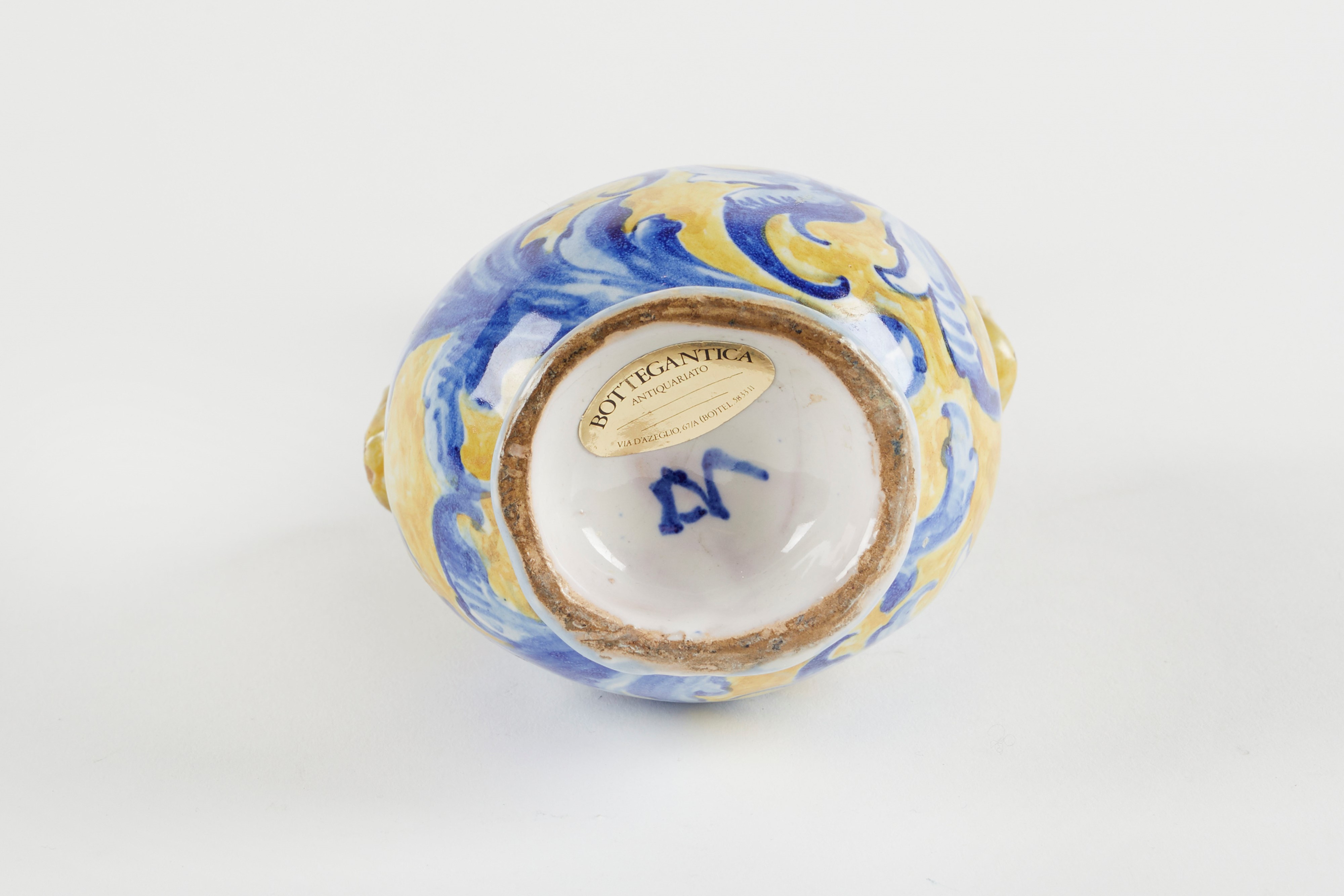 Angelo Minghetti - Vaso fioriera in ceramica policroma
