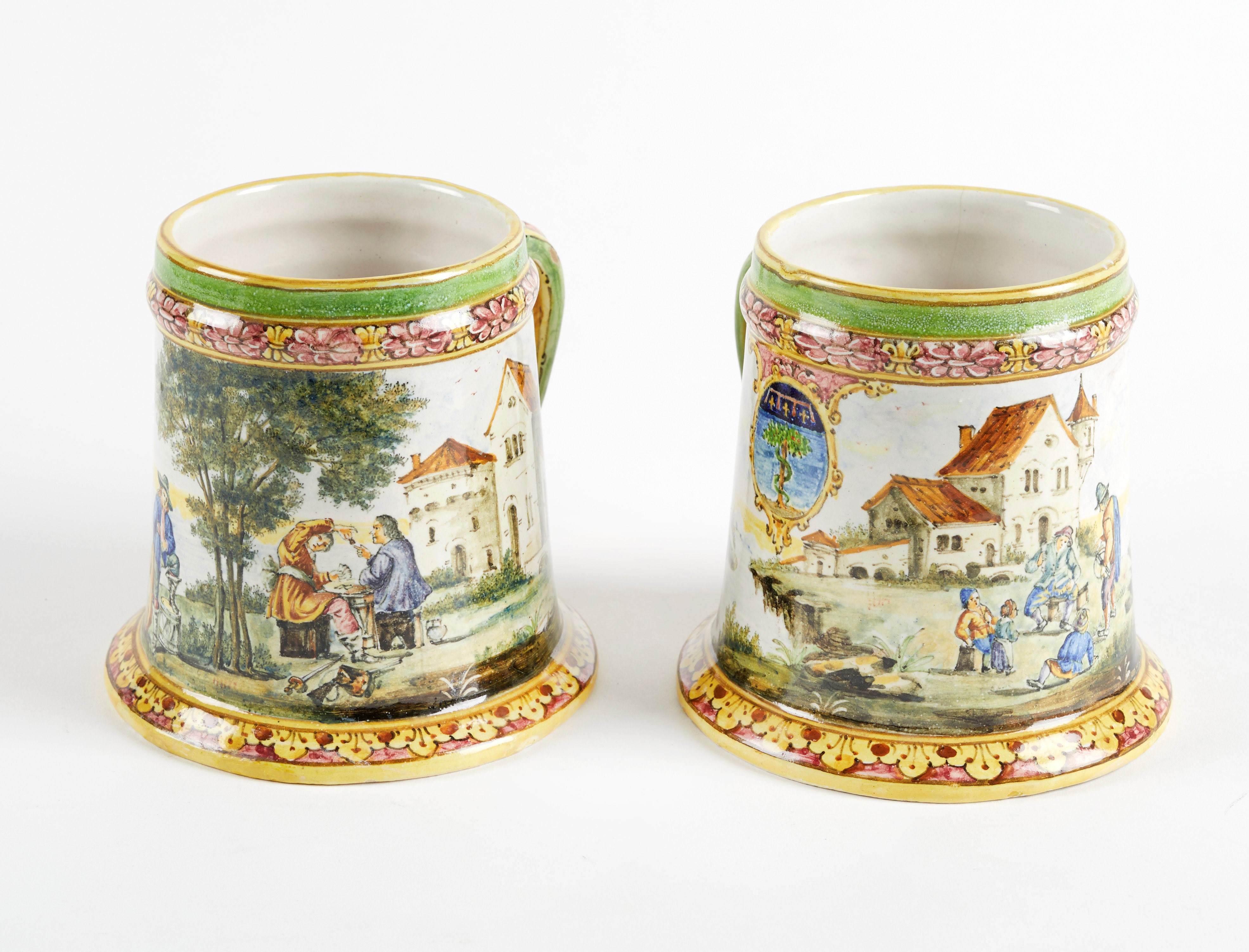Angelo Minghetti - Coppia di boccali in ceramica policroma