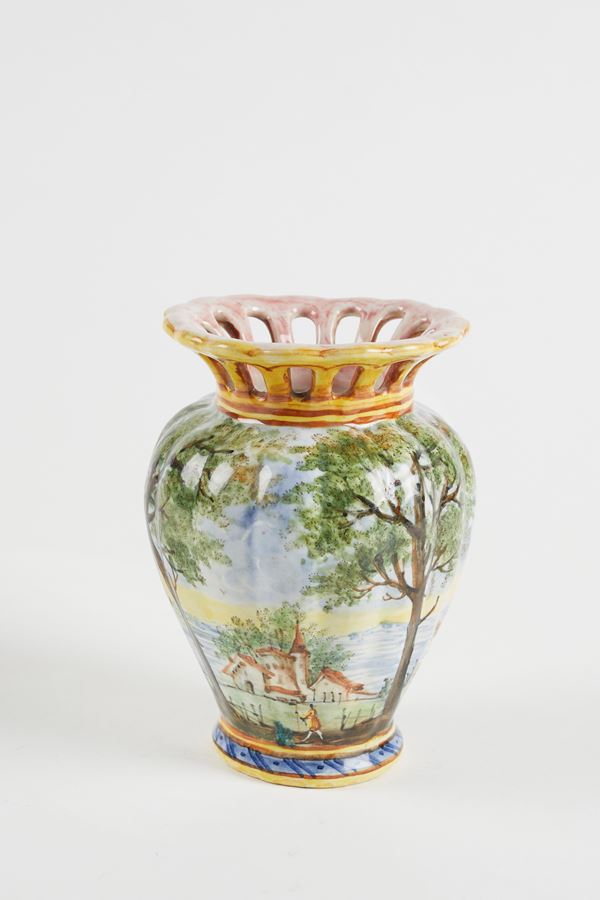 Angelo Minghetti - Vaso con collo a traforo 