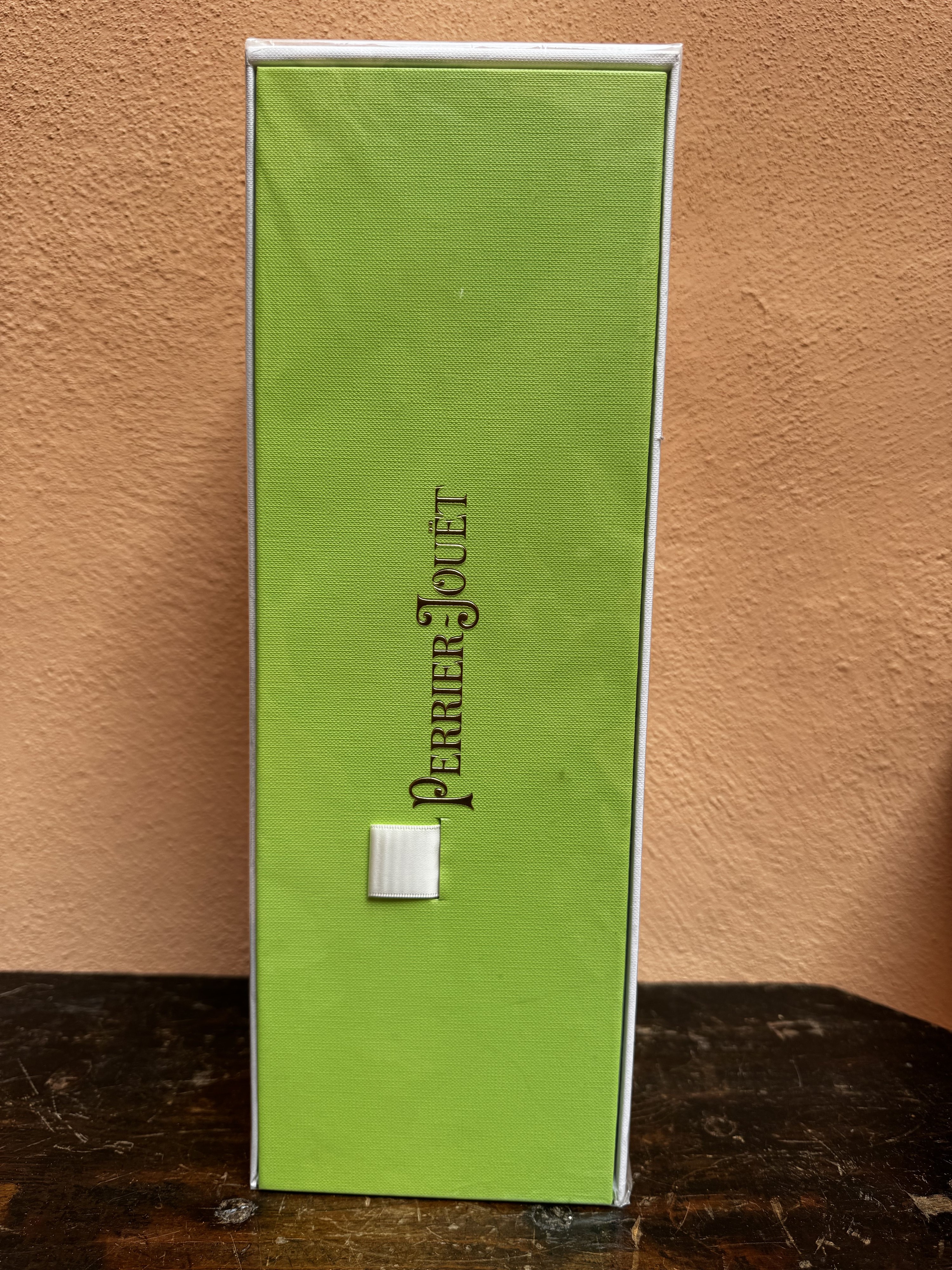 Champagne Perrier Jouët