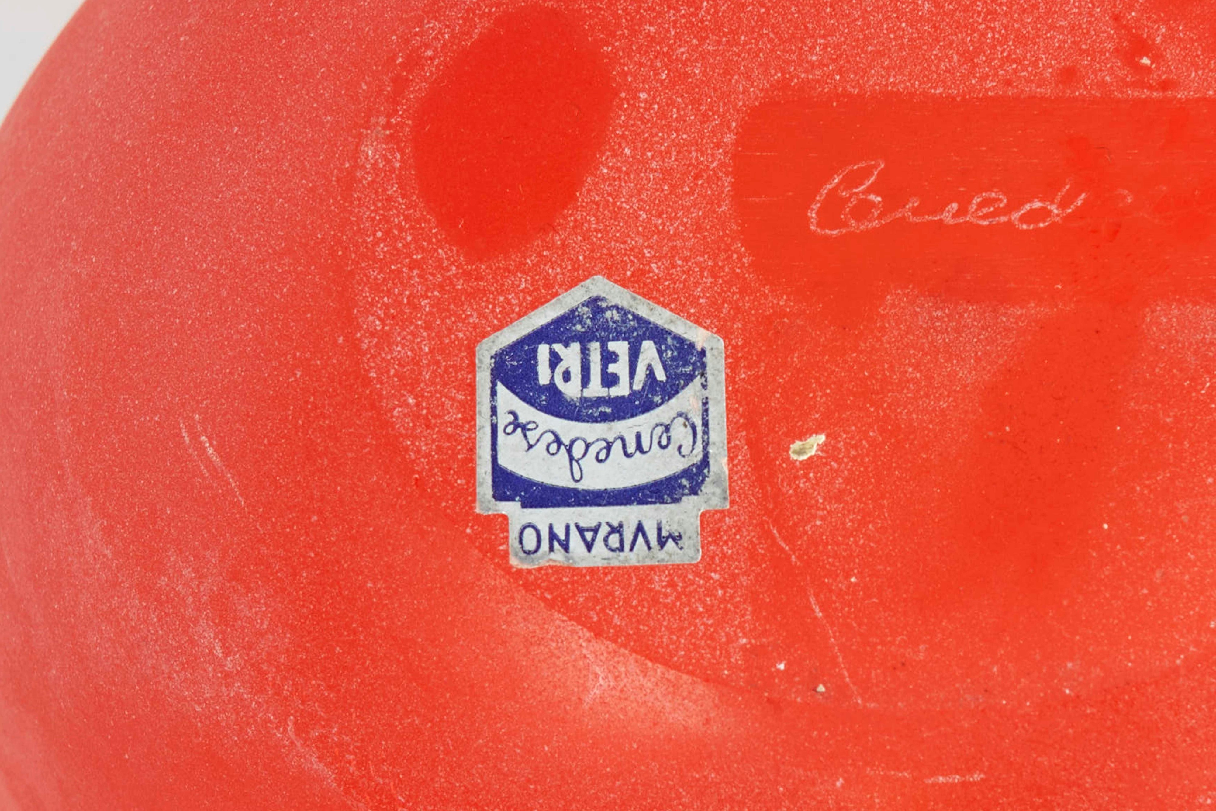 Gino Cenedese - Vaso in vetro rosso ad effetto scavo