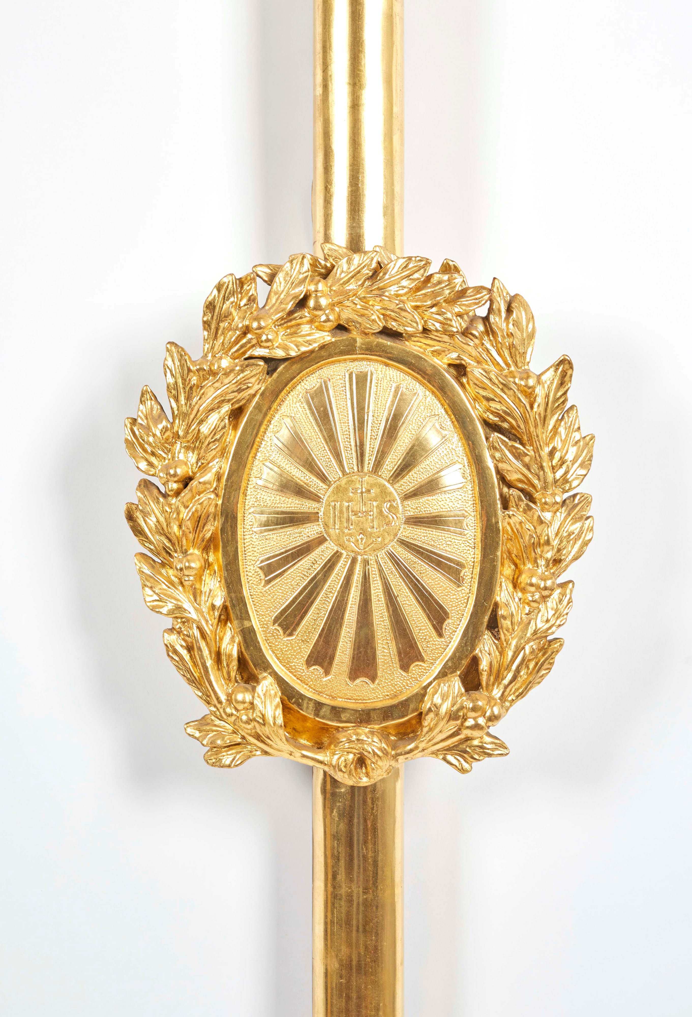 Crocifisso da processione in legno dorato e argentato, XX secolo