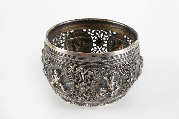 Thabeik in argento