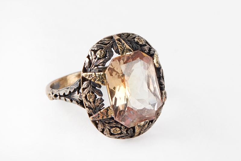 Anello in oro 18K e argento  - Asta  Argenti, Fashion Vintage e Preziosi - Fidelis Auctions