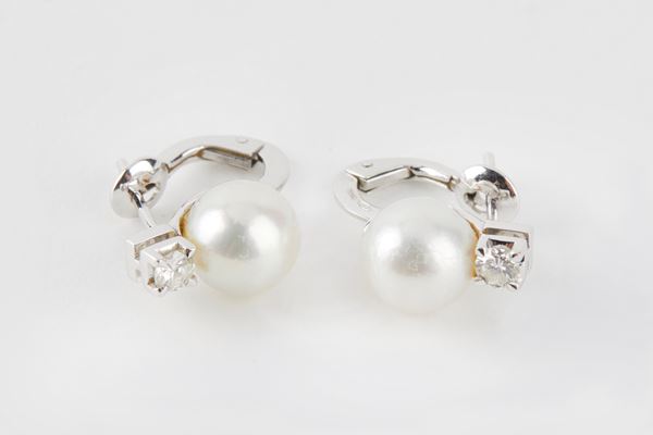 Orecchini in oro bianco