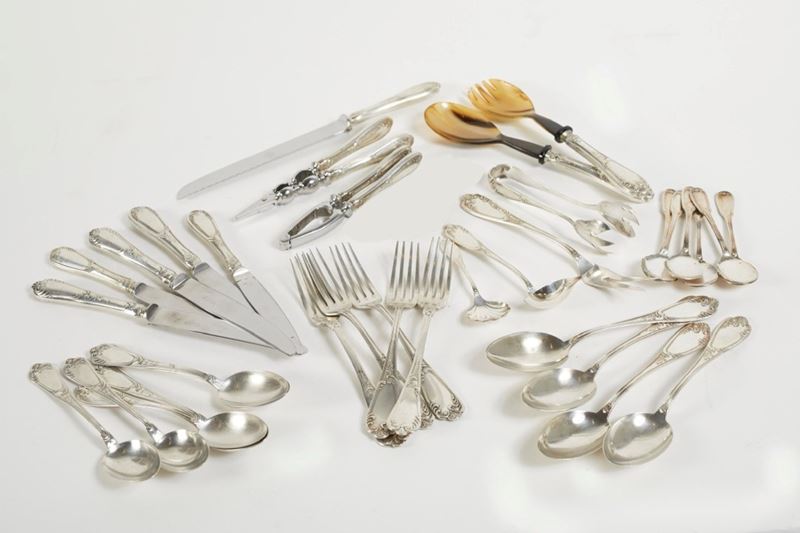 Servizio misto di posate in argento 800  - Asta Antiquariato e Argenti - Fidelis Auctions