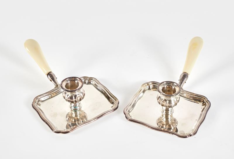 Lotto composto da 2 portacandele in argento  - Asta Antiquariato e Argenti - Fidelis Auctions