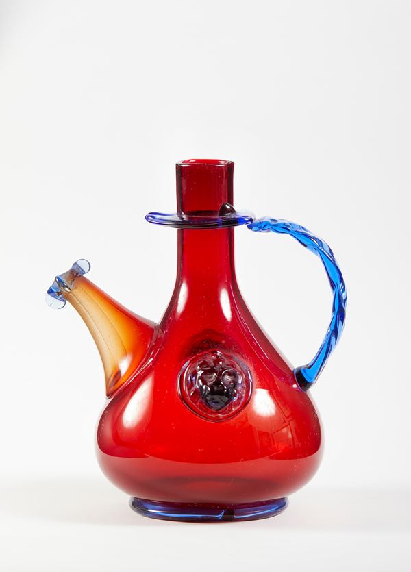 Vittorio Ferro - Brocca in Vetro Rosso con Leoni raffigurati