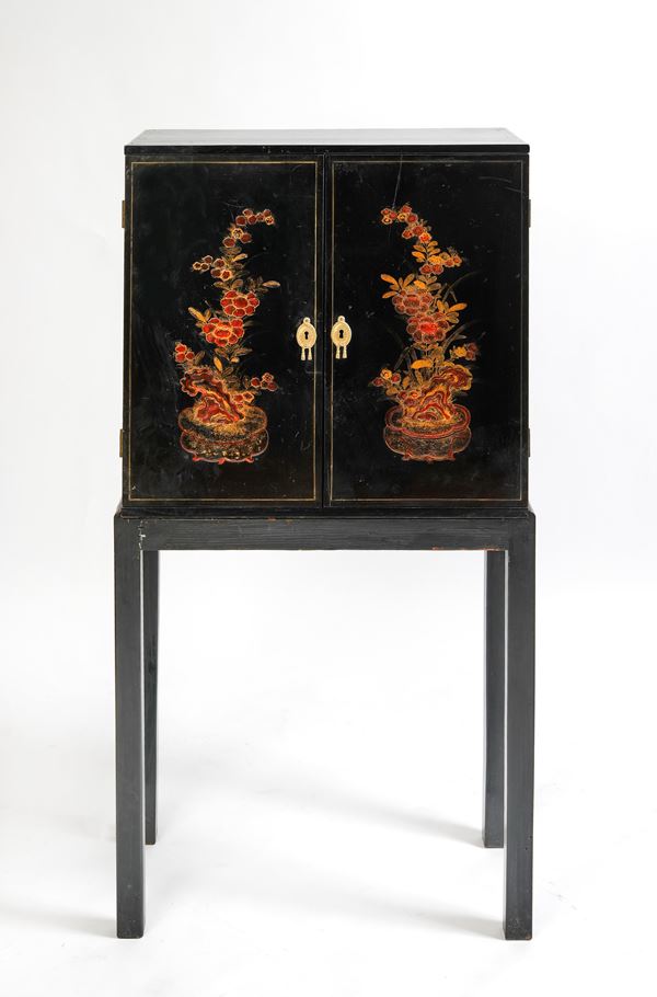 Secretaire in stile orientale