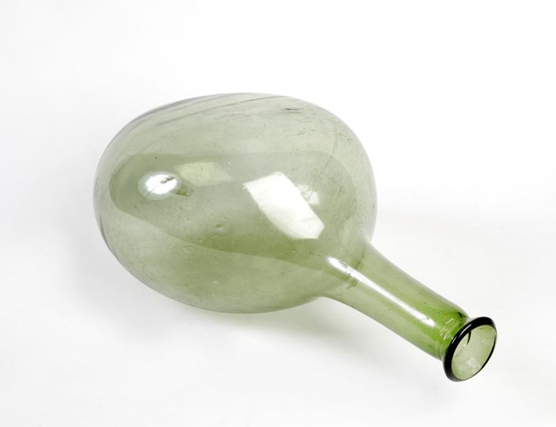 Fiasco  - Auction Eclectic Homes: Glass and Silver - Fidelis Auctions